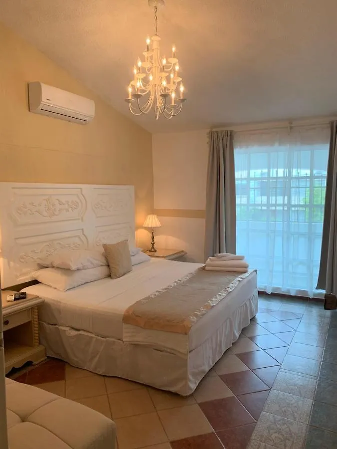 Villa Romantica Cancún 0*,  México